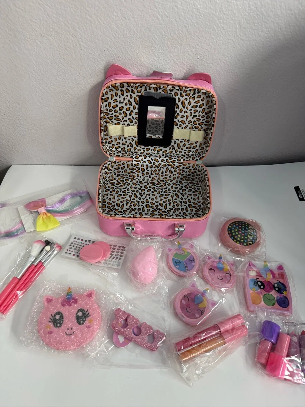 Pink Unicorn Kids Eyeshadow & Makeup Set